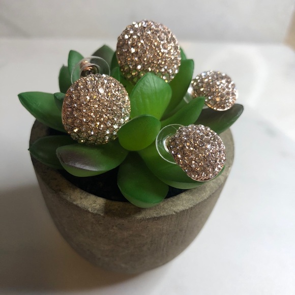 Set of 2 bright beautiful earrings. - Picture 8 of 8